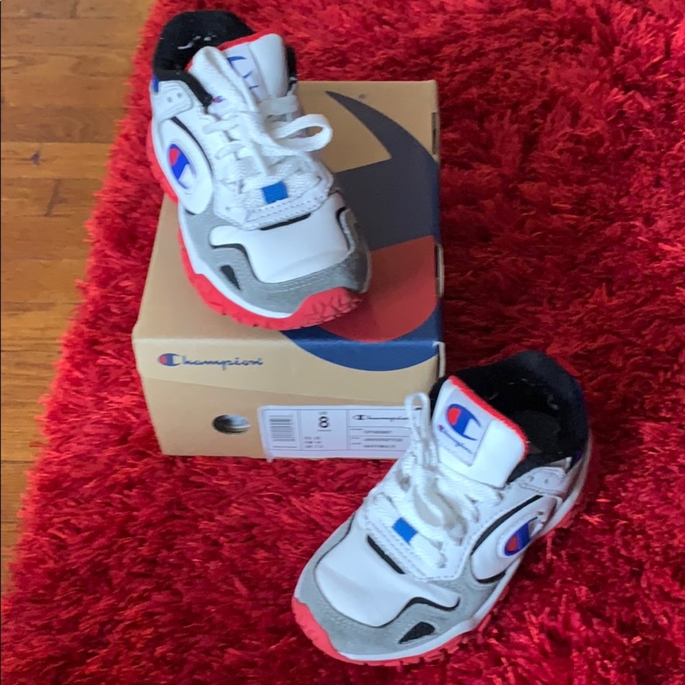 Champion Sneakers